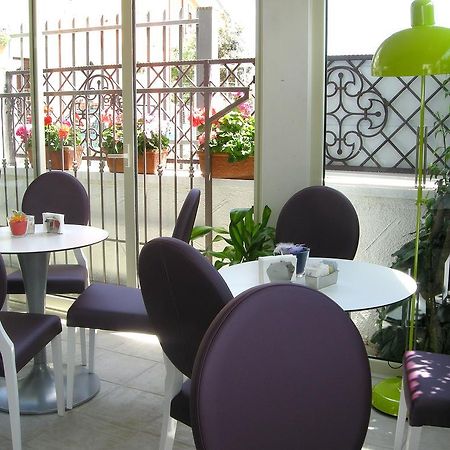 Olive Garden & Petite Maison Posada  Zewnętrze zdjęcie